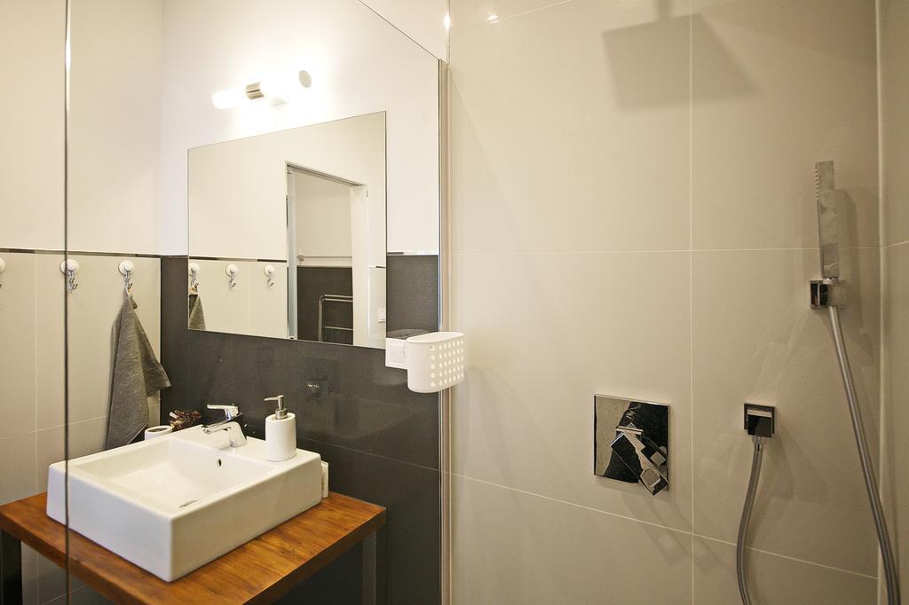 Luxury Center Apt. Charles Bridge Walking Distance Prag Exterior foto